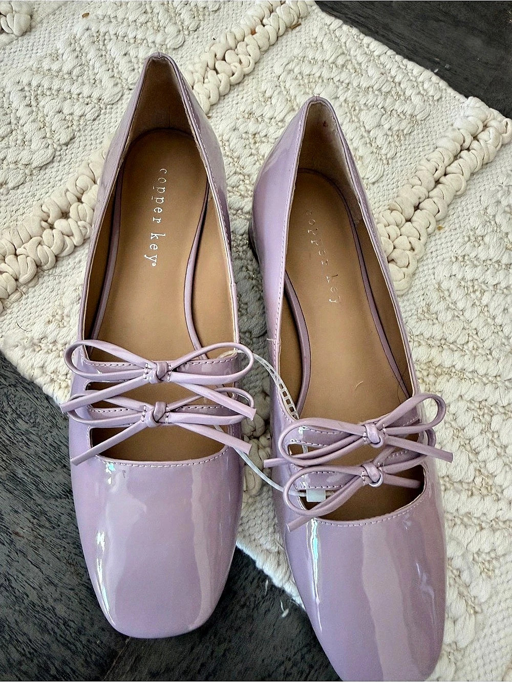 Copper Key lavender Patent Lace-Up dress shoes US 6.5 NWT